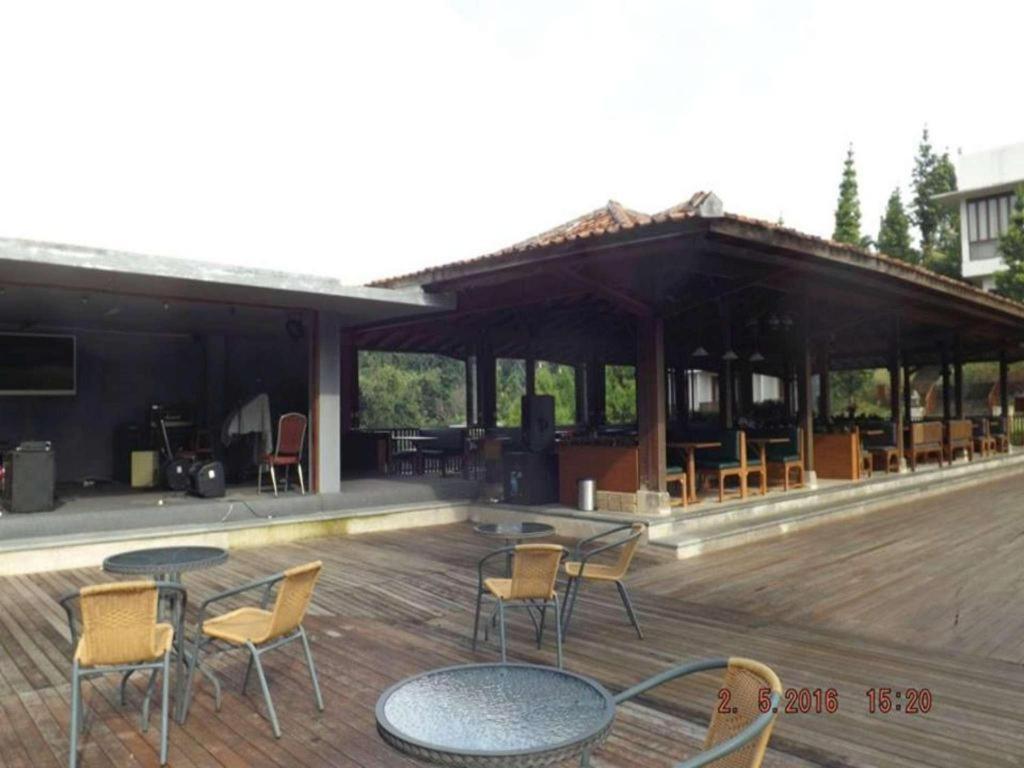 Jimmers Mountain Resort Puncak Εξωτερικό φωτογραφία
