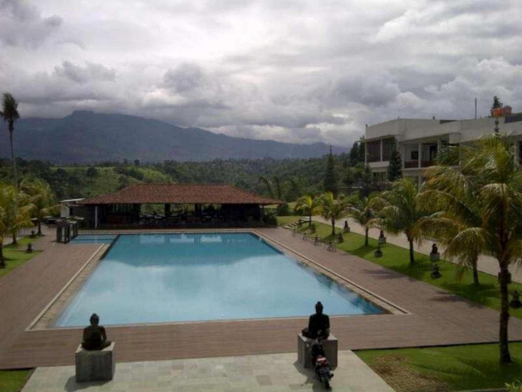 Jimmers Mountain Resort Puncak Εξωτερικό φωτογραφία